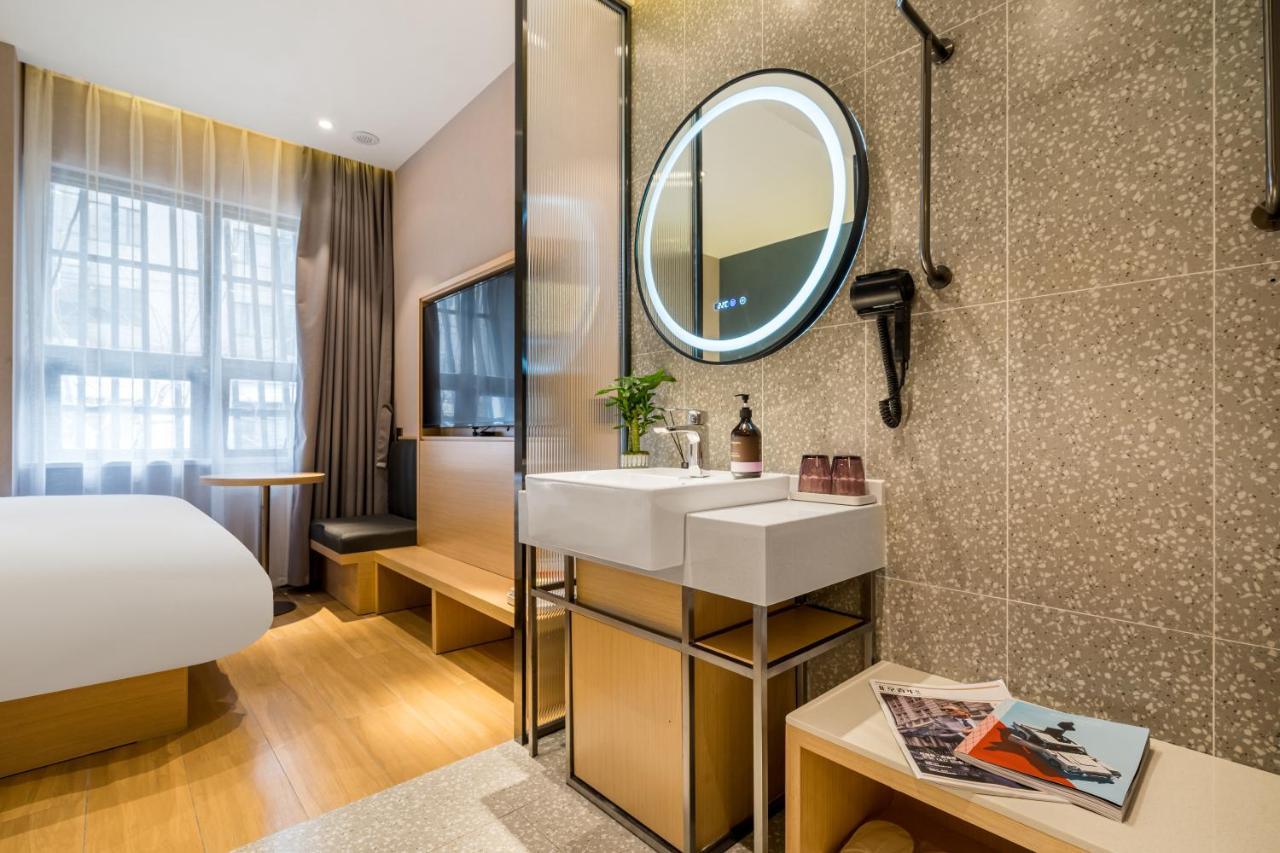 Meego Smart Select Hotel Shanghai Eksteriør bilde